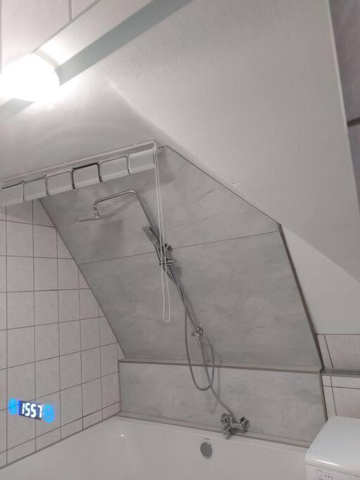 Rooftop Apartmens Ulm - Komfortable Neue Gemeinschaftsunterkunft Im Herzen Von Ulm - Raum 3 Exterior foto
